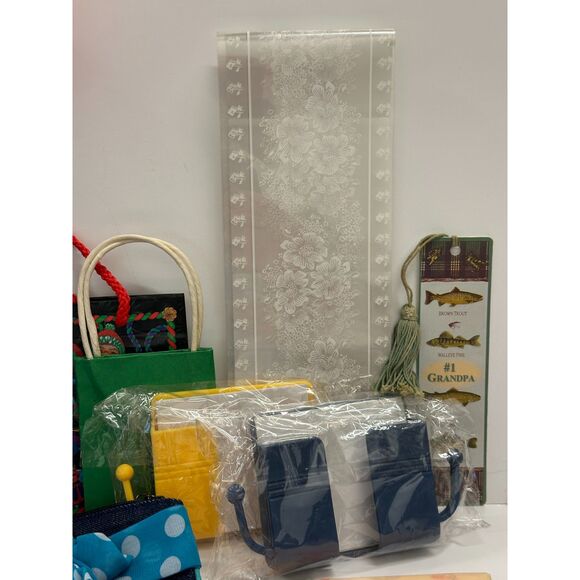 Junk Drawer Miscellaneous Stuff Lot Bags Collectible Flowers - Picture 2 of 8